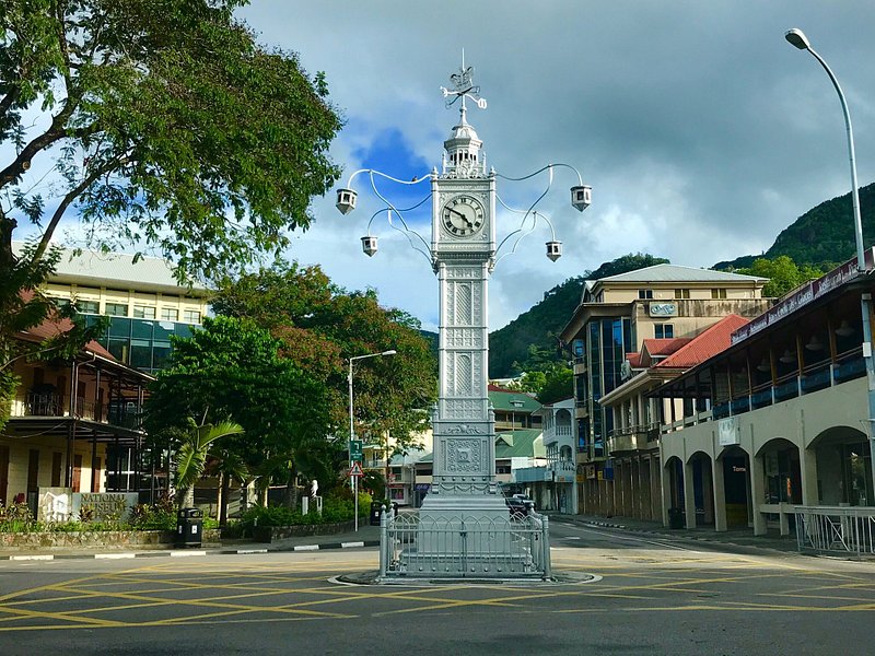 How to find weed vendors in Mahé Island