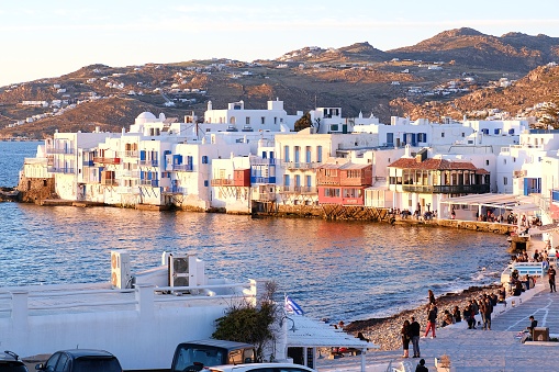 Where to find the best deals on weed in Mykonos